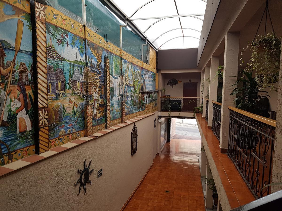 Hotel Nuevo Cupatitzio Uruapan  Bagian luar foto