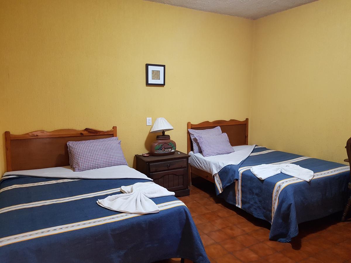 Hotel Nuevo Cupatitzio Uruapan  Bagian luar foto