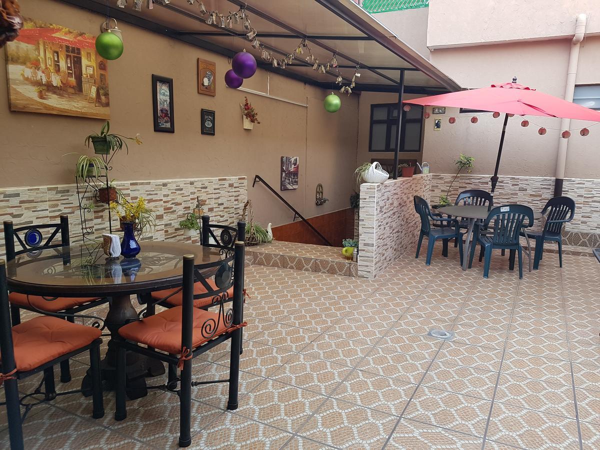 Hotel Nuevo Cupatitzio Uruapan  Bagian luar foto